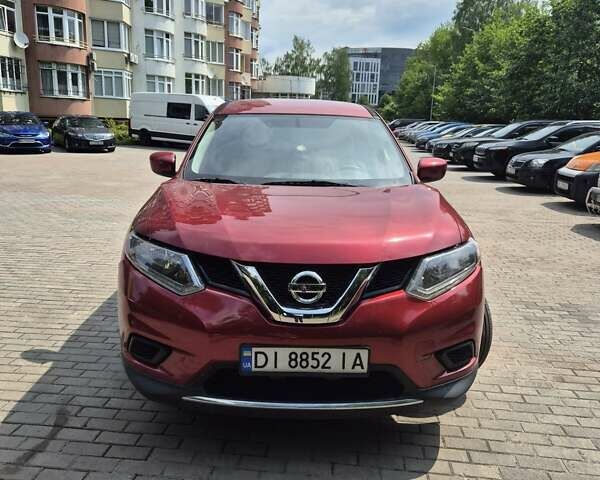 Красный Ниссан Rogue, объемом двигателя 2.5 л и пробегом 143 тыс. км за 13300 $, фото 1 на Automoto.ua