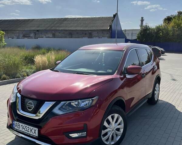 Красный Ниссан Rogue, объемом двигателя 2.5 л и пробегом 159 тыс. км за 13300 $, фото 1 на Automoto.ua