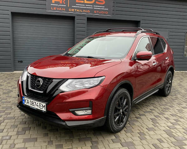 Красный Ниссан Rogue, объемом двигателя 2.49 л и пробегом 91 тыс. км за 15900 $, фото 1 на Automoto.ua