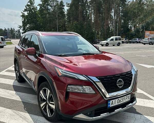 Красный Ниссан Rogue, объемом двигателя 2.49 л и пробегом 68 тыс. км за 24999 $, фото 1 на Automoto.ua