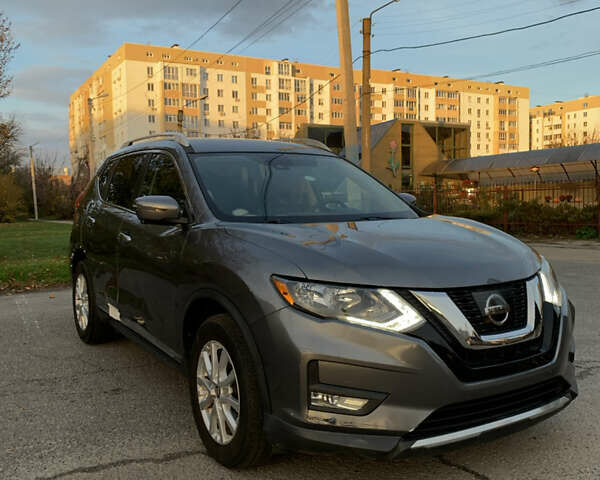 Ниссан Rogue, объемом двигателя 0 л и пробегом 100 тыс. км за 12850 $, фото 1 на Automoto.ua