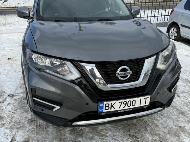 Сірий Ніссан Rogue, об'ємом двигуна 2.5 л та пробігом 267 тис. км за 12000 $, фото 1 на Automoto.ua