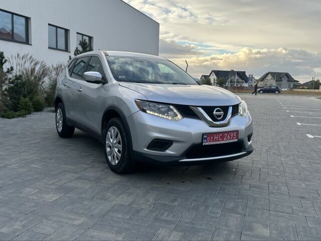 Серый Ниссан Rogue, объемом двигателя 2.5 л и пробегом 300 тыс. км за 9900 $, фото 1 на Automoto.ua