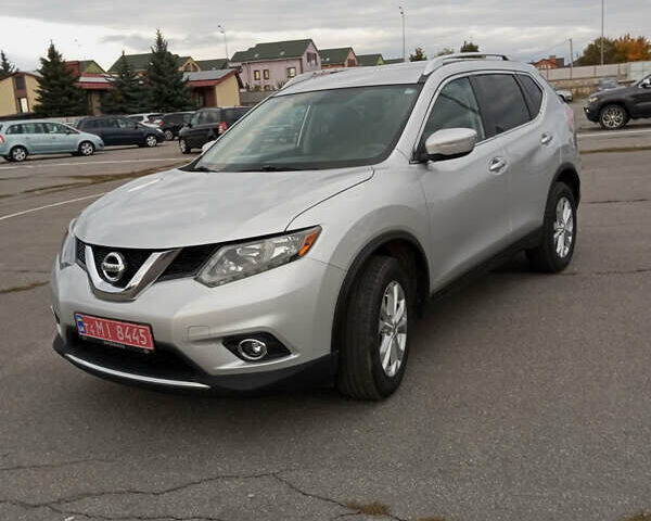 Серый Ниссан Rogue, объемом двигателя 2.5 л и пробегом 160 тыс. км за 11800 $, фото 1 на Automoto.ua