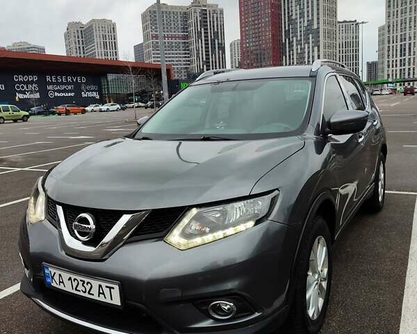 Серый Ниссан Rogue, объемом двигателя 2.49 л и пробегом 112 тыс. км за 12500 $, фото 1 на Automoto.ua
