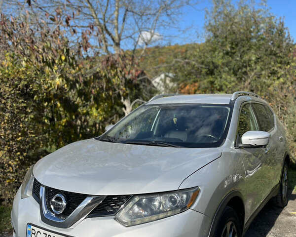 Сірий Ніссан Rogue, об'ємом двигуна 2.49 л та пробігом 220 тис. км за 10900 $, фото 1 на Automoto.ua