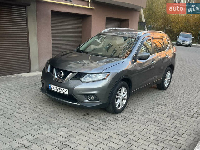 Серый Ниссан Rogue, объемом двигателя 2.5 л и пробегом 194 тыс. км за 12500 $, фото 1 на Automoto.ua
