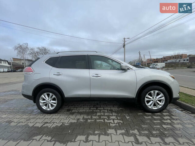 Серый Ниссан Rogue, объемом двигателя 0 л и пробегом 195 тыс. км за 11700 $, фото 1 на Automoto.ua