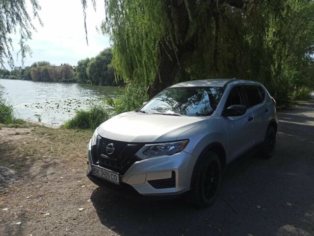 Сірий Ніссан Rogue, об'ємом двигуна 2.5 л та пробігом 160 тис. км за 12000 $, фото 1 на Automoto.ua