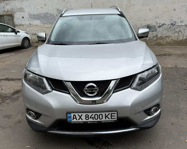 Серый Ниссан Rogue, объемом двигателя 2.49 л и пробегом 172 тыс. км за 13500 $, фото 1 на Automoto.ua