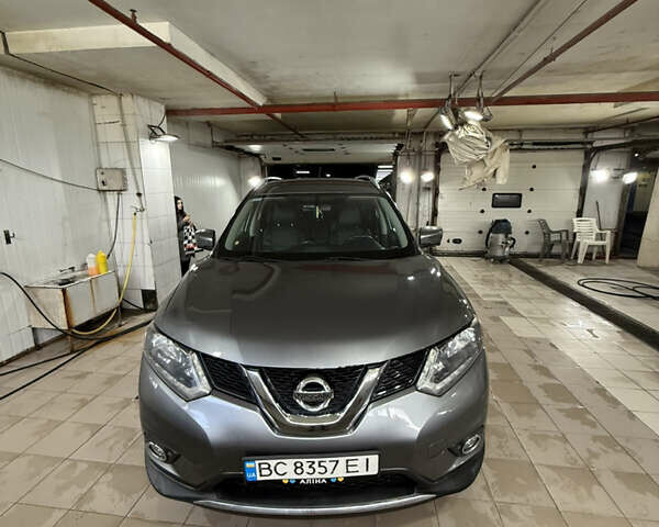 Серый Ниссан Rogue, объемом двигателя 2.49 л и пробегом 163 тыс. км за 14300 $, фото 1 на Automoto.ua