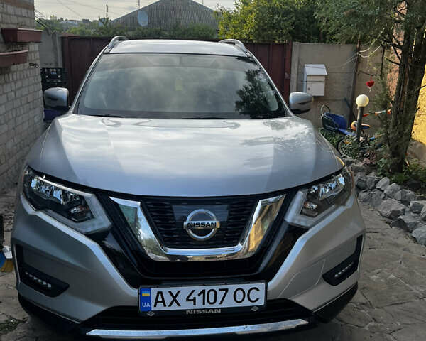 Сірий Ніссан Rogue, об'ємом двигуна 2.49 л та пробігом 172 тис. км за 16200 $, фото 1 на Automoto.ua