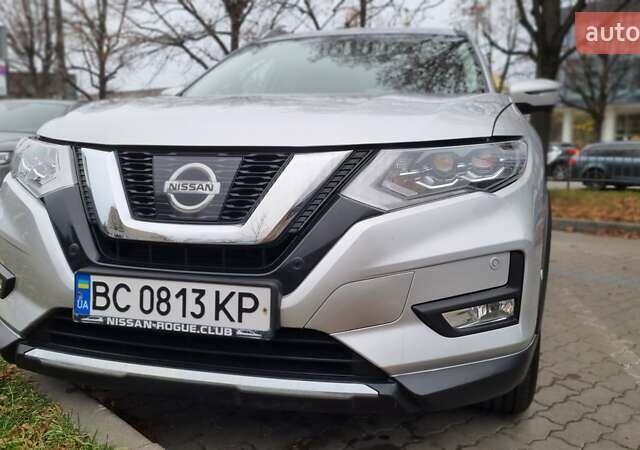 Серый Ниссан Rogue, объемом двигателя 2.49 л и пробегом 89 тыс. км за 15500 $, фото 1 на Automoto.ua