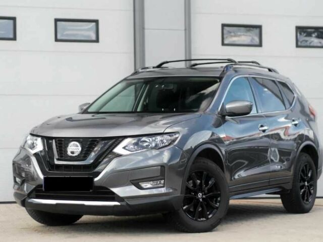 Ніссан Rogue 2017 у Києві на Automoto.ua Сірий Ніссан Rogue, об'ємом двигуна 2.5 л та пробігом 100 тис. км за 10000 $, фото 1 на Automoto.ua