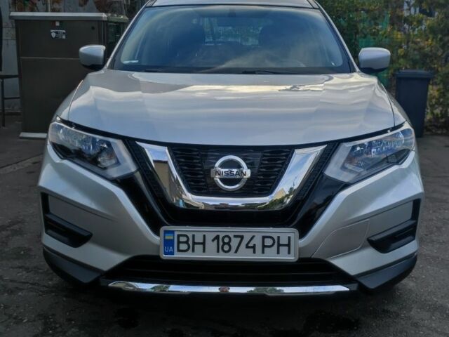 Сірий Ніссан Rogue, об'ємом двигуна 2.5 л та пробігом 160 тис. км за 13500 $, фото 1 на Automoto.ua