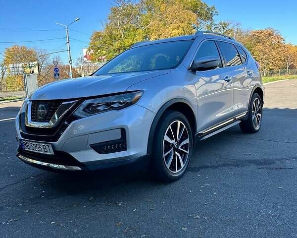 Серый Ниссан Rogue, объемом двигателя 2.49 л и пробегом 160 тыс. км за 16200 $, фото 1 на Automoto.ua