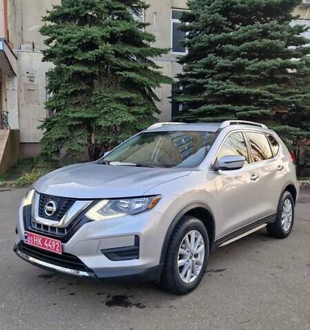 Серый Ниссан Rogue, объемом двигателя 2.5 л и пробегом 209 тыс. км за 14500 $, фото 1 на Automoto.ua