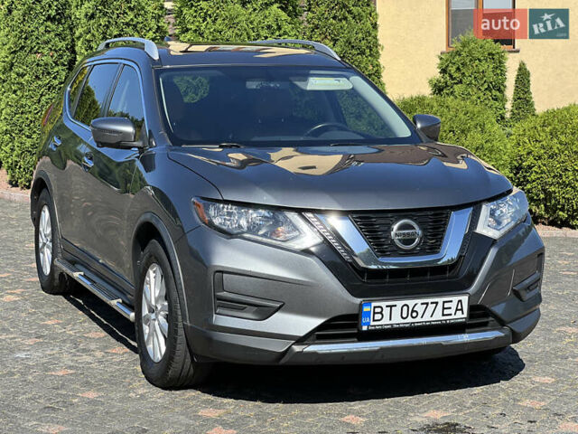 Сірий Ніссан Rogue, об'ємом двигуна 2.49 л та пробігом 62 тис. км за 18900 $, фото 1 на Automoto.ua