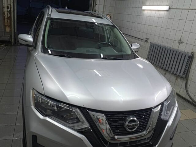 Сірий Ніссан Rogue, об'ємом двигуна 2.5 л та пробігом 131 тис. км за 15500 $, фото 1 на Automoto.ua