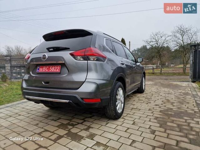 Серый Ниссан Rogue, объемом двигателя 2.49 л и пробегом 187 тыс. км за 12500 $, фото 1 на Automoto.ua