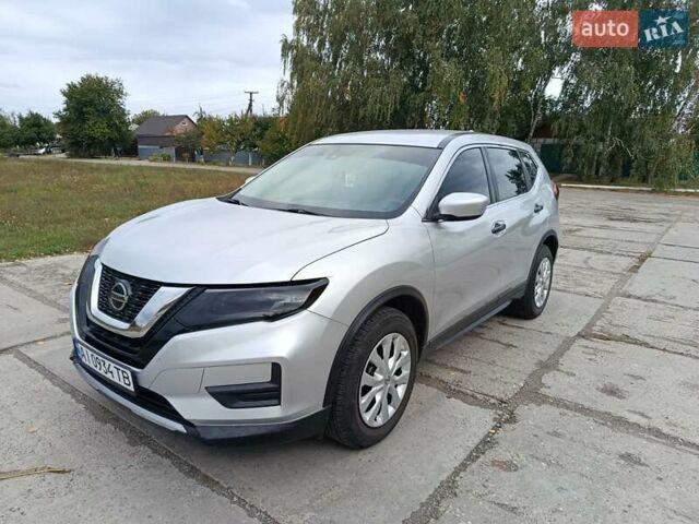 Серый Ниссан Rogue, объемом двигателя 2.5 л и пробегом 22 тыс. км за 15000 $, фото 1 на Automoto.ua