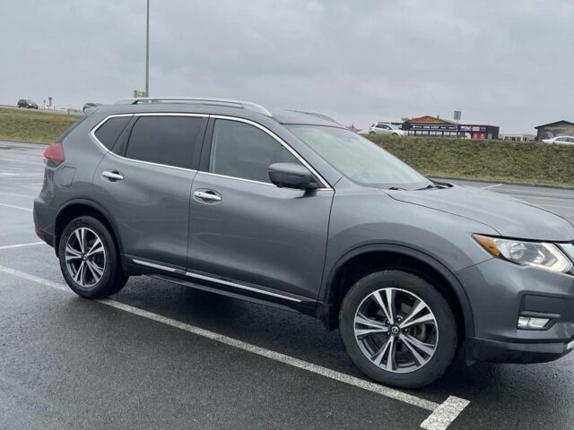 Серый Ниссан Rogue, объемом двигателя 2.5 л и пробегом 126 тыс. км за 15400 $, фото 1 на Automoto.ua