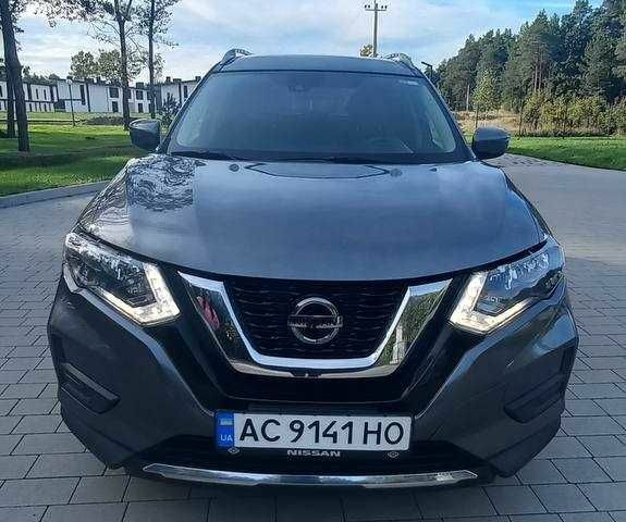 Серый Ниссан Rogue, объемом двигателя 2.5 л и пробегом 143 тыс. км за 12500 $, фото 1 на Automoto.ua