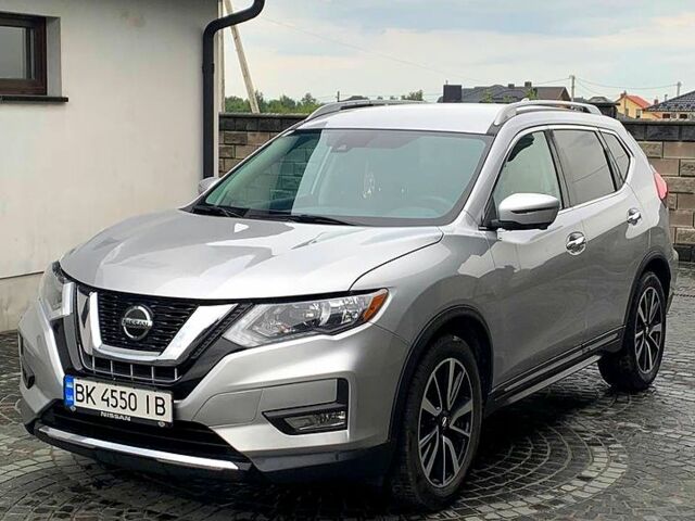 Сірий Ніссан Rogue, об'ємом двигуна 2.5 л та пробігом 110 тис. км за 19500 $, фото 1 на Automoto.ua