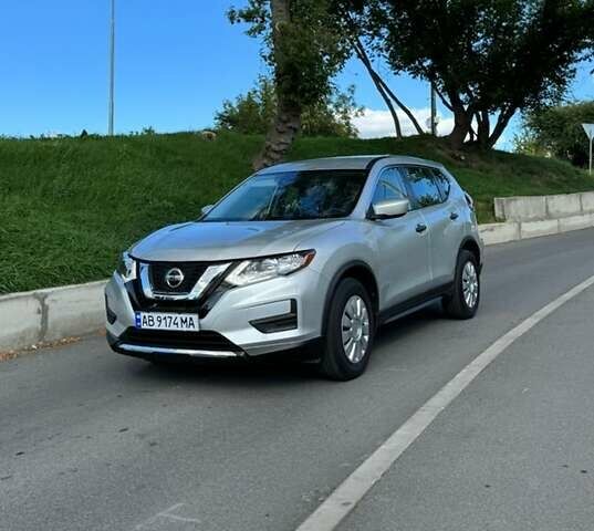 Сірий Ніссан Rogue, об'ємом двигуна 2.49 л та пробігом 122 тис. км за 15300 $, фото 1 на Automoto.ua