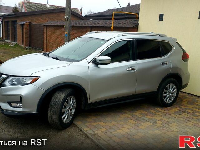 Сірий Ніссан Rogue, об'ємом двигуна 2.5 л та пробігом 75 тис. км за 15999 $, фото 1 на Automoto.ua