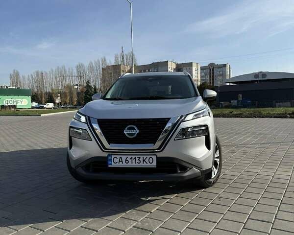 Серый Ниссан Rogue, объемом двигателя 2.5 л и пробегом 31 тыс. км за 22500 $, фото 1 на Automoto.ua