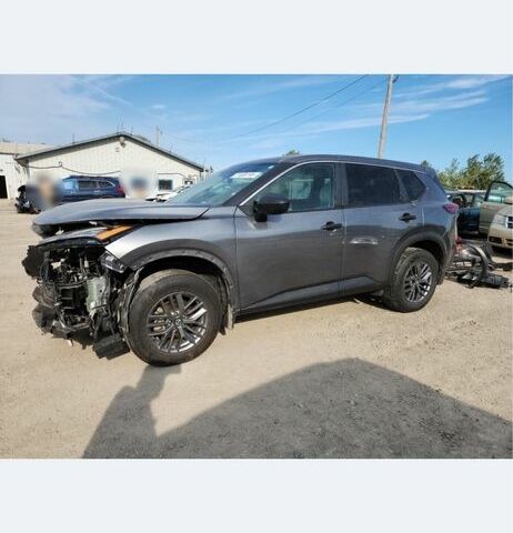 Серый Ниссан Rogue, объемом двигателя 2.5 л и пробегом 62 тыс. км за 11900 $, фото 1 на Automoto.ua