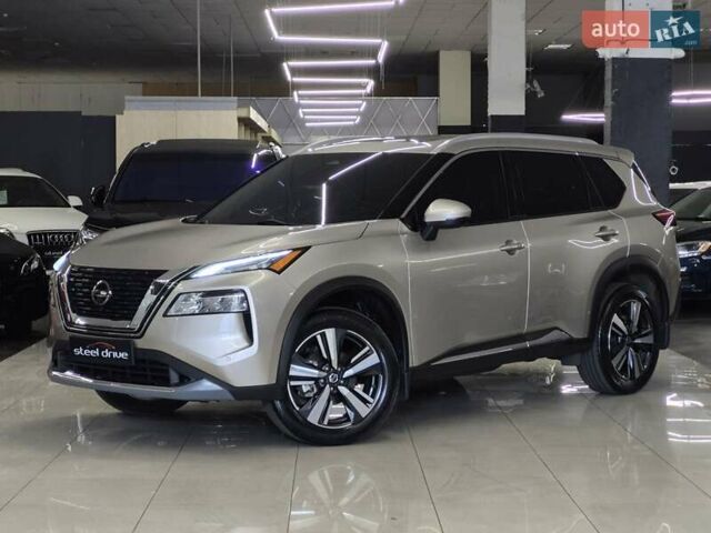 Серый Ниссан Rogue, объемом двигателя 2.5 л и пробегом 97 тыс. км за 24899 $, фото 1 на Automoto.ua