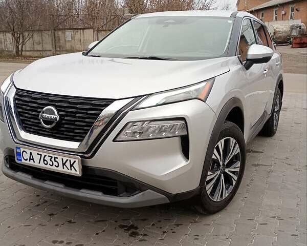 Серый Ниссан Rogue, объемом двигателя 0 л и пробегом 46 тыс. км за 20900 $, фото 1 на Automoto.ua