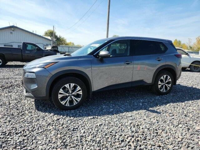 Серый Ниссан Rogue, объемом двигателя 2.5 л и пробегом 80 тыс. км за 6000 $, фото 1 на Automoto.ua