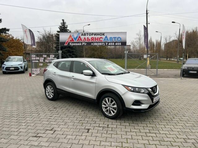 Серый Ниссан Rogue, объемом двигателя 2 л и пробегом 123 тыс. км за 14999 $, фото 1 на Automoto.ua