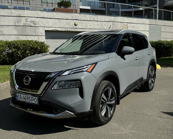 Сірий Ніссан Rogue, об'ємом двигуна 2.49 л та пробігом 27 тис. км за 30900 $, фото 1 на Automoto.ua