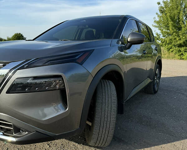 Серый Ниссан Rogue, объемом двигателя 1.48 л и пробегом 30 тыс. км за 22350 $, фото 1 на Automoto.ua