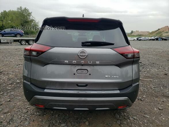 Серый Ниссан Rogue, объемом двигателя 1.5 л и пробегом 47 тыс. км за 20500 $, фото 1 на Automoto.ua