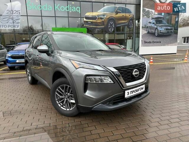 Серый Ниссан Rogue, объемом двигателя 1.5 л и пробегом 9 тыс. км за 22400 $, фото 1 на Automoto.ua