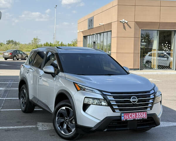 Серый Ниссан Rogue, объемом двигателя 1.5 л и пробегом 6 тыс. км за 25999 $, фото 1 на Automoto.ua