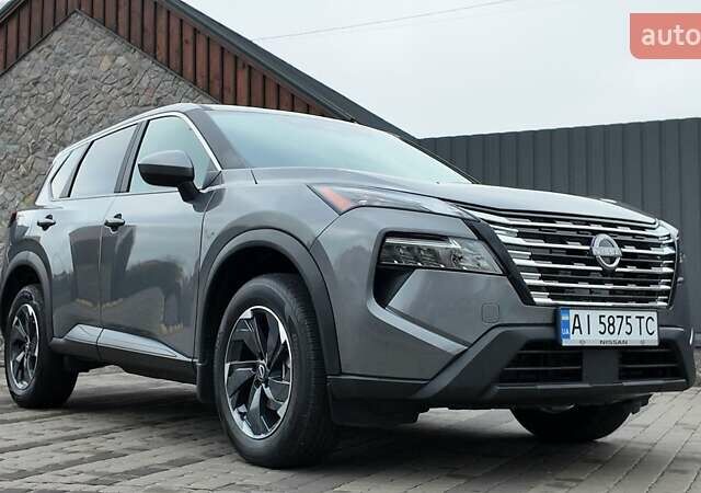 Сірий Ніссан Rogue, об'ємом двигуна 1.5 л та пробігом 4 тис. км за 25800 $, фото 1 на Automoto.ua