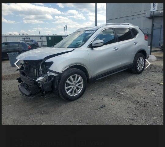 Сірий Ніссан Rogue, об'ємом двигуна 2 л та пробігом 204 тис. км за 9100 $, фото 1 на Automoto.ua
