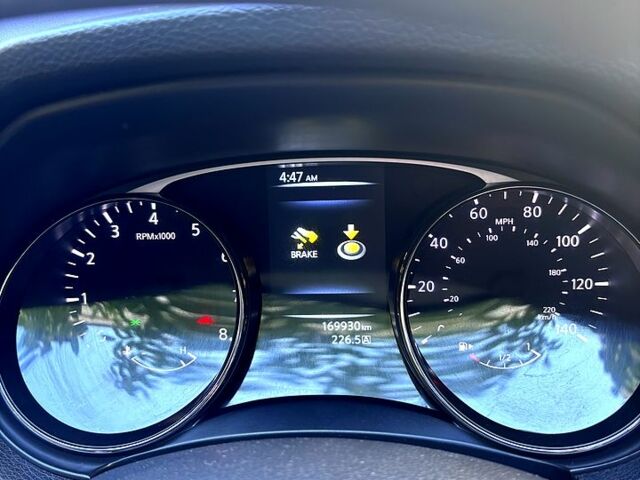 Синий Ниссан Rogue, объемом двигателя 2.5 л и пробегом 170 тыс. км за 12000 $, фото 1 на Automoto.ua