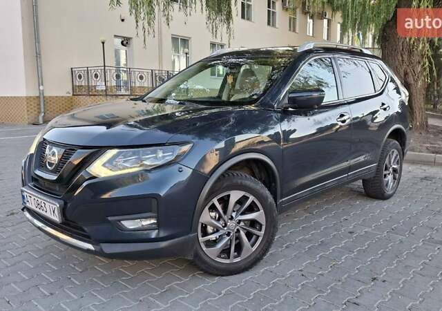 Синий Ниссан Rogue, объемом двигателя 2.5 л и пробегом 278 тыс. км за 11700 $, фото 1 на Automoto.ua