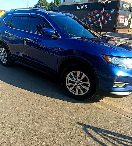 Синий Ниссан Rogue, объемом двигателя 2.5 л и пробегом 99 тыс. км за 15800 $, фото 1 на Automoto.ua