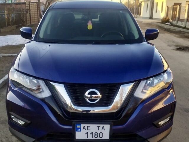 Синий Ниссан Rogue, объемом двигателя 2.5 л и пробегом 70 тыс. км за 15000 $, фото 1 на Automoto.ua