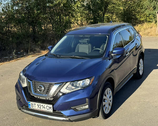 Синий Ниссан Rogue, объемом двигателя 2.49 л и пробегом 196 тыс. км за 12500 $, фото 1 на Automoto.ua
