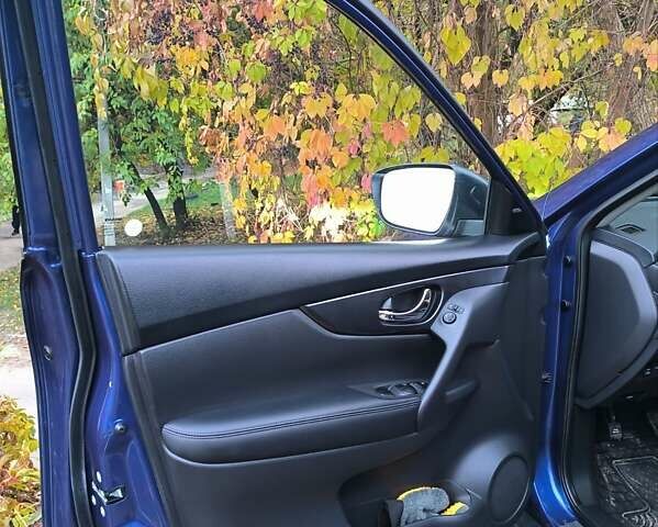 Синий Ниссан Rogue, объемом двигателя 2.49 л и пробегом 94 тыс. км за 17500 $, фото 1 на Automoto.ua