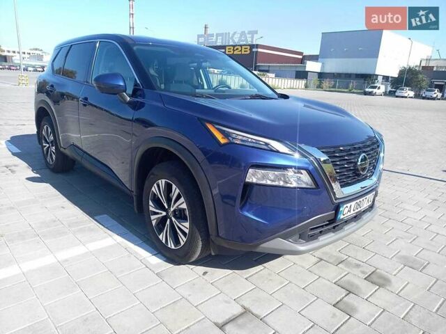 Синий Ниссан Rogue, объемом двигателя 2.5 л и пробегом 74 тыс. км за 21900 $, фото 1 на Automoto.ua